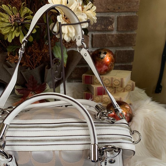 Coach Cross Body Satchel - Picture 2 of 6